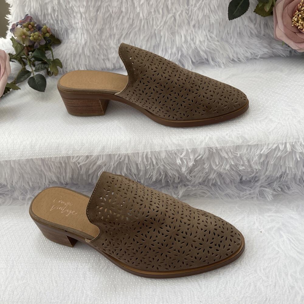 Crown Vintage Brown Laser Cut Mule Slides Block Heel Shoes Women’s Size 8M